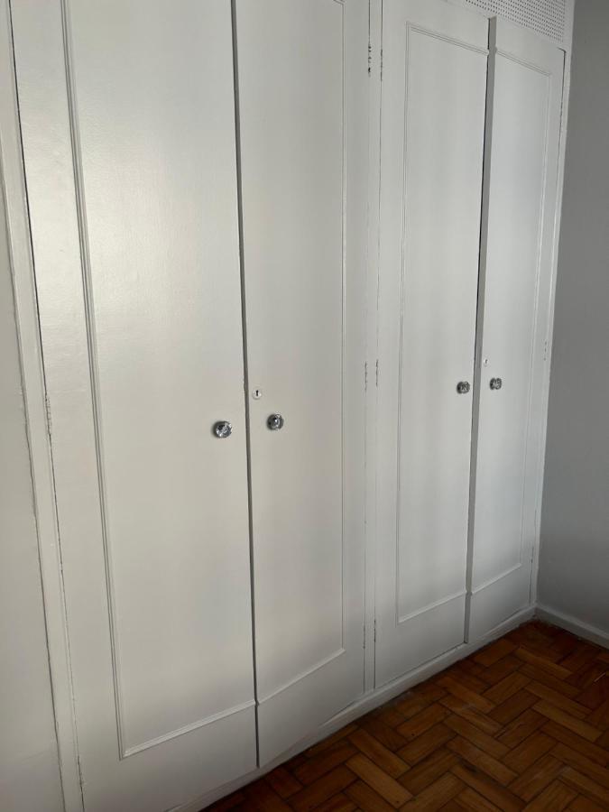 Em Copacabana Apartment