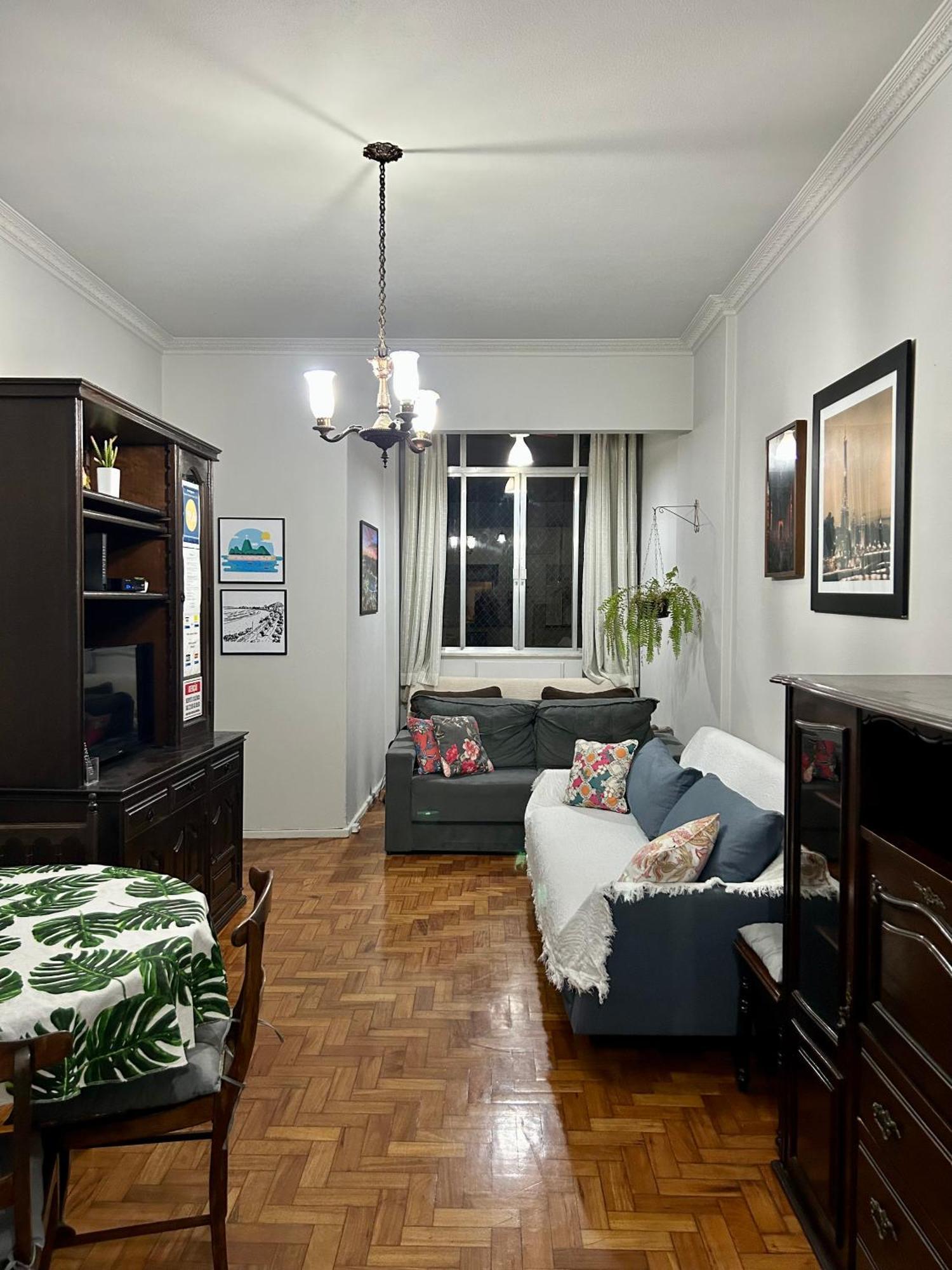 Em Copacabana Apartment *